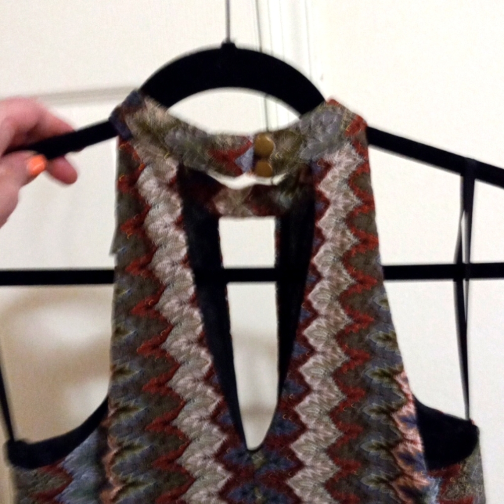 NWT Design Lab Peekaboo Neckline Maxi Dress with Missoni Style Chevron - Picture 3 of 4